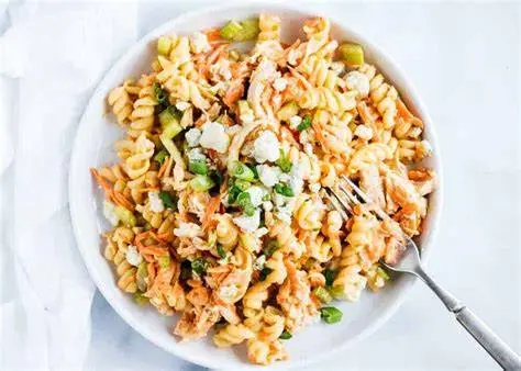 Chicken Insalata Di Pasta (Penne, Marinara, No Extra Chicken)