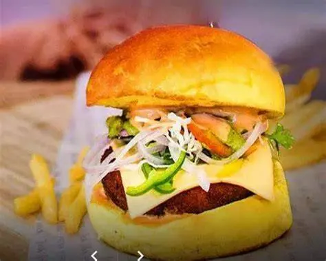 Shola Shahi Paneer (No Extra Cheese, No French Fries)