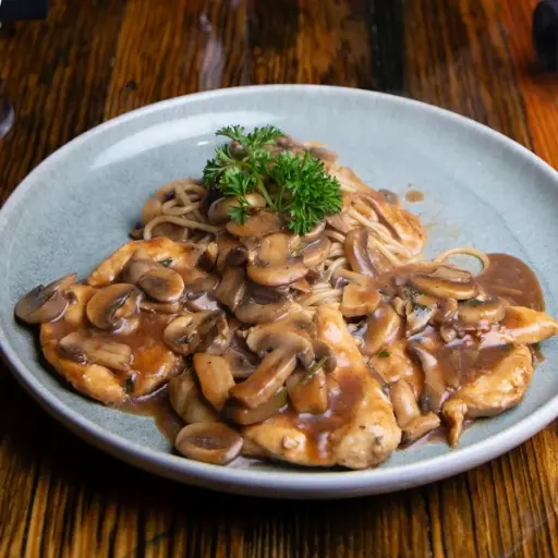 Chicken ai Funghi Pasta